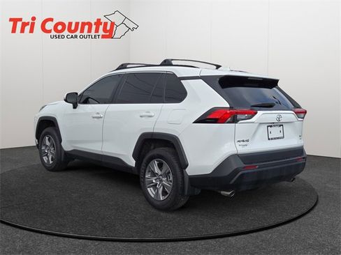 Used 2024 Toyota RAV4 XLE image 5