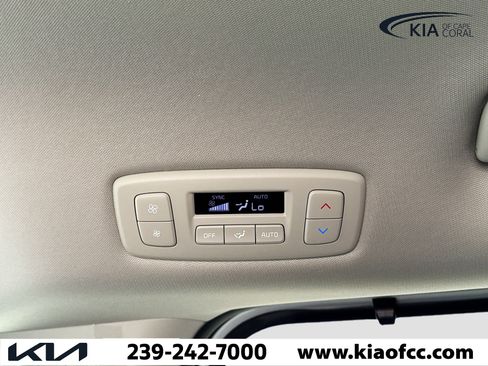 New 2026 Kia Carnival EX image 18