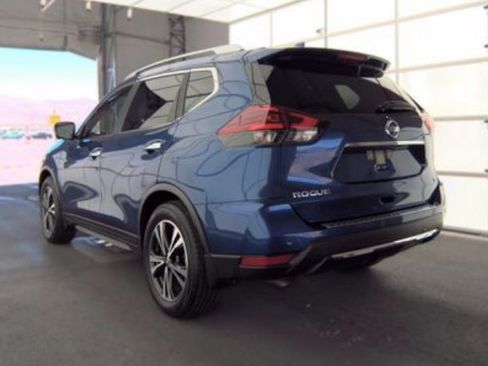 Used 2020 Nissan Rogue SV w/ Premium Package FWD image 5