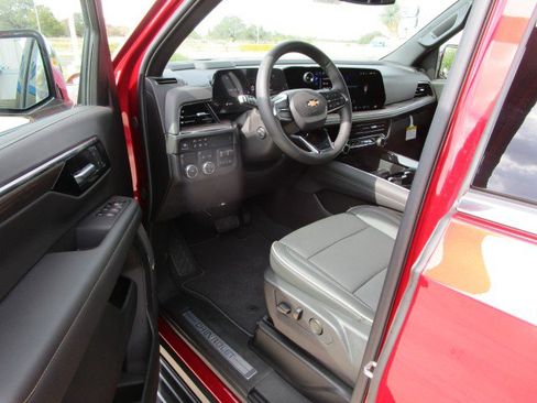 New 2026 Chevrolet Suburban Premier w/ Sun And Tow Package image 12