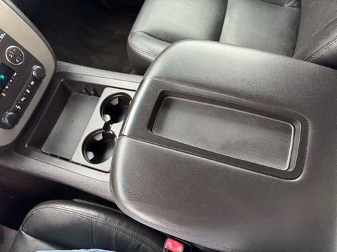 Used 2013 Chevrolet Silverado 2500 LTZ w/ LTZ Plus Package image 21