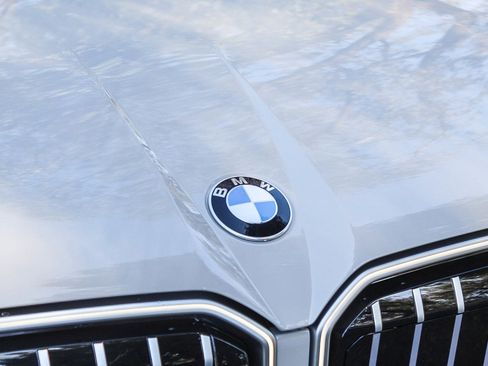 New 2026 BMW X3 xDrive30 w/ Premium Package image 9