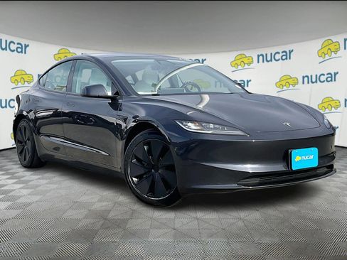 Used 2025 Tesla Model 3 Long Range image 1