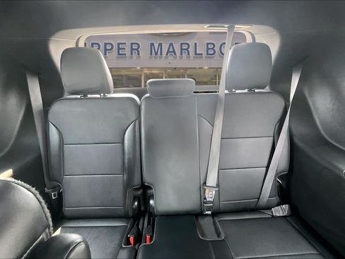 Used 2025 Buick Enclave Preferred FWD image 25