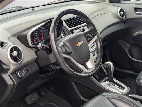 Used 2017 Chevrolet Sonic Premier image 10