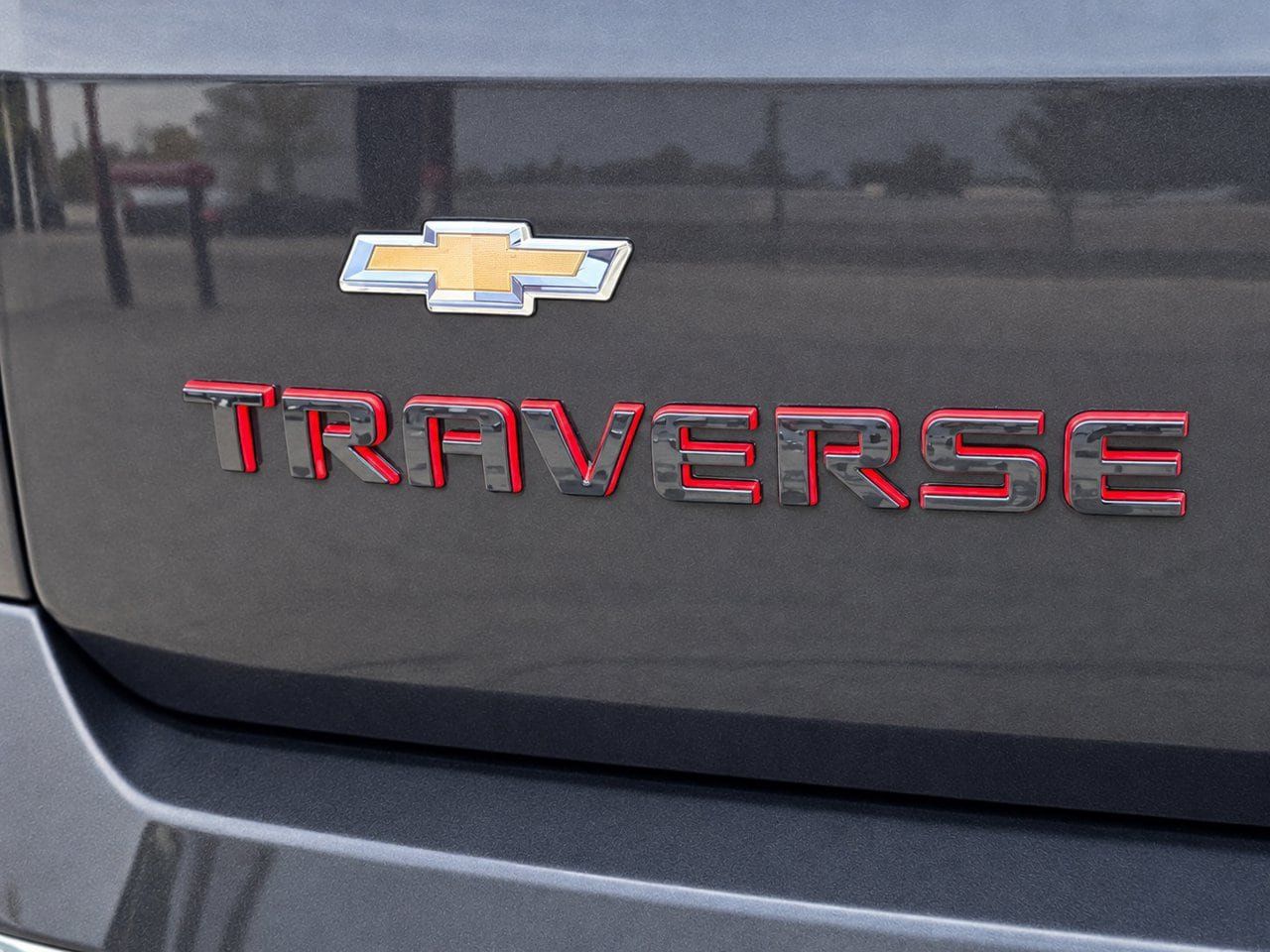 Used 2022 Chevrolet Traverse Premier w/ Redline Edition AWD/4WD image 8