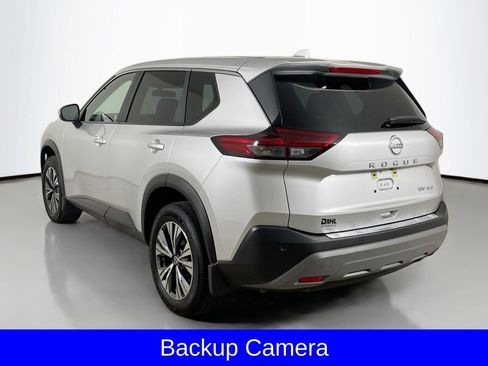 Used 2023 Nissan Rogue SV image 6