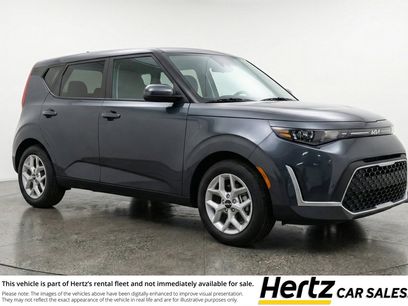 Used 2025 Kia Soul LX w/ LX Technology Package