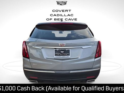 New 2026 Cadillac XT5 Luxury image 8