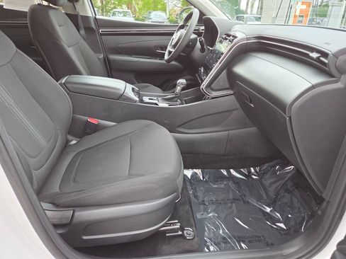Used 2024 Hyundai Tucson SEL FWD image 11