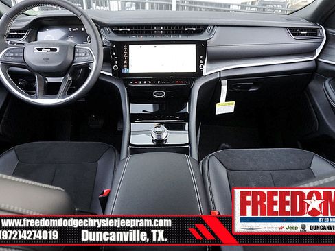 New 2026 Jeep Grand Cherokee Altitude RWD image 11