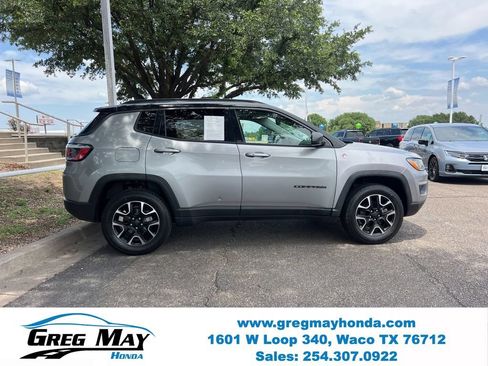 Used 2020 Jeep Compass Trailhawk AWD/4WD image 8