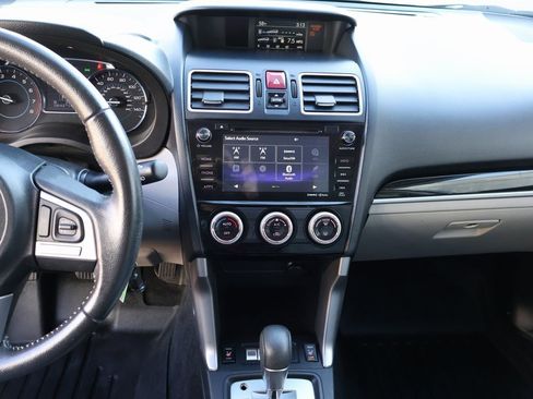 Used 2018 Subaru Forester 2.5i Limited image 18