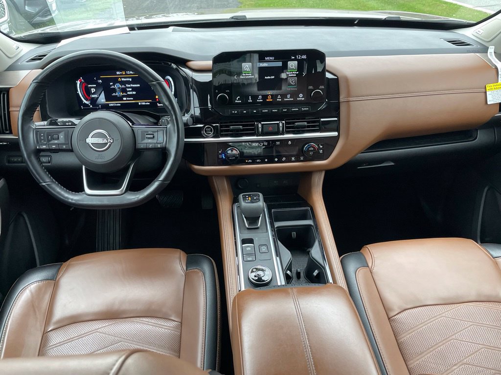 Certified 2024 Nissan Pathfinder Platinum AWD/4WD image 19