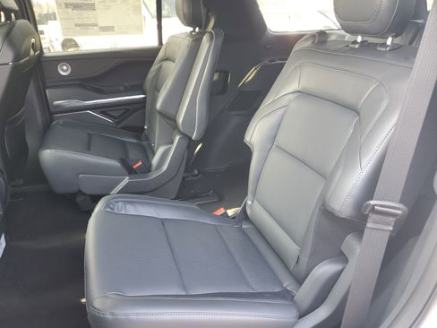 New 2026 Lincoln Navigator Reserve w/ Jet Appearance Package image 30