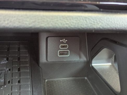 New 2025 Ford Ranger Raptor AWD/4WD image 23
