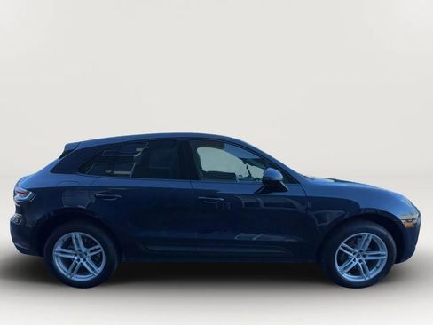 Used 2022 Porsche Macan Sport Edition w/ Premium Package Plus image 8