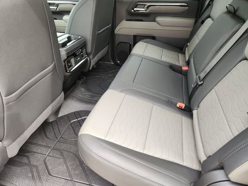 New 2026 Chevrolet Silverado 2500 ZR2 AWD/4WD image 31