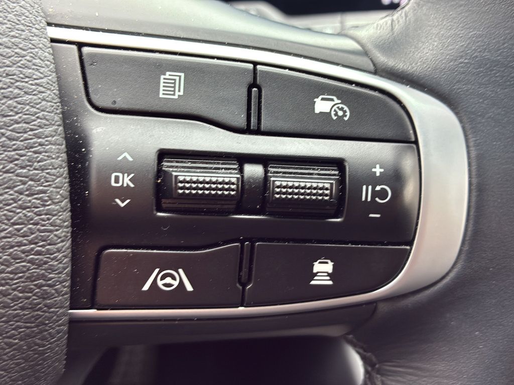 Certified 2025 Kia Sportage X-Pro Prestige AWD/4WD image 37