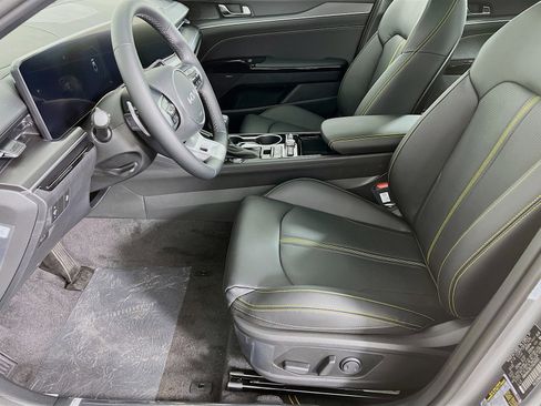 New 2026 Kia K5 GT w/ GT1 Package FWD image 3