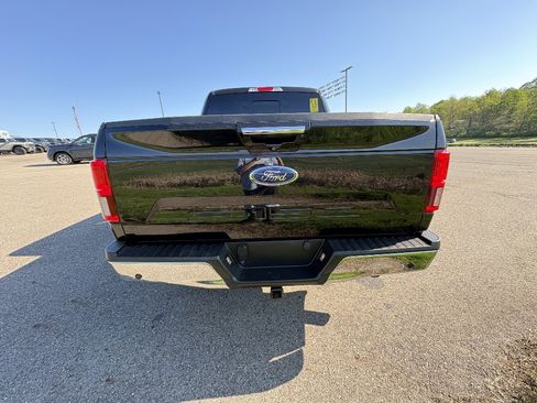 Used 2020 Ford F150 Lariat w/ Equipment Group 502A Luxury AWD/4WD image 4