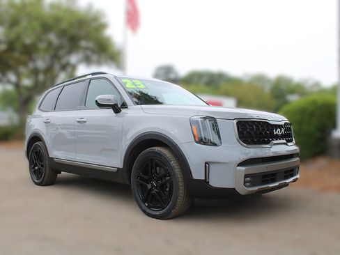 Certified 2023 Kia Telluride SX Prestige X-Line image 3