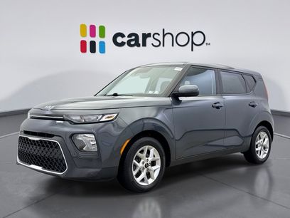Used 2022 Kia Soul LX w/ Technology Package
