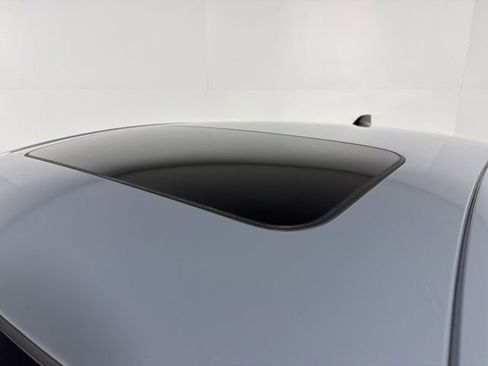 Used 2023 Honda Accord Sport image 15