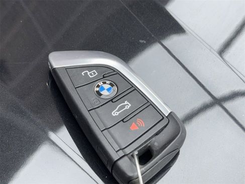 Used 2022 BMW i4 eDrive40 w/ Premium Package image 66