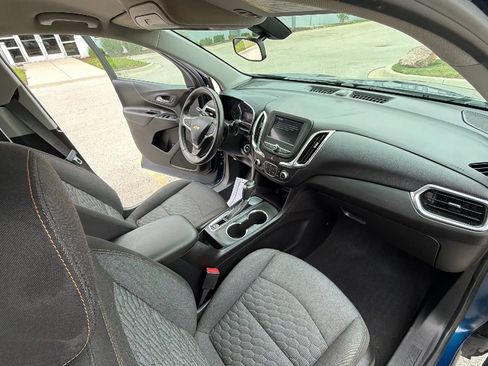 Used 2019 Chevrolet Equinox LT FWD image 33