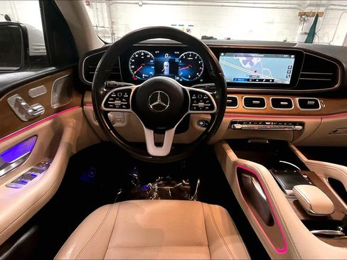 Used 2021 Mercedes-Benz GLE 350 4MATIC image 6