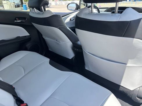 Used 2021 Toyota Prius XLE w/ Carpet Mat Package (TMS) AWD/4WD image 13