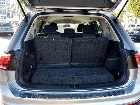Certified 2022 Volkswagen Tiguan S image 11