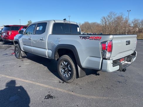 Used 2020 Toyota Tacoma TRD Off-Road image 6