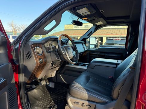 Used 2014 Ford F250 Platinum image 17