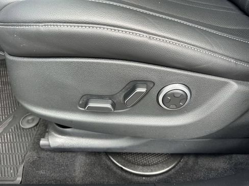 Used 2026 Genesis GV80 2.5T AWD/4WD image 25