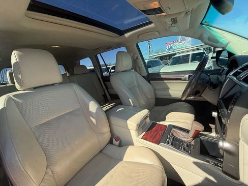 Used 2013 Lexus GX 460 Premium image 24