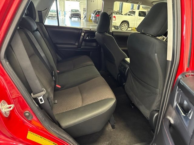 Used 2021 Toyota 4Runner TRD Off-Road AWD/4WD image 17