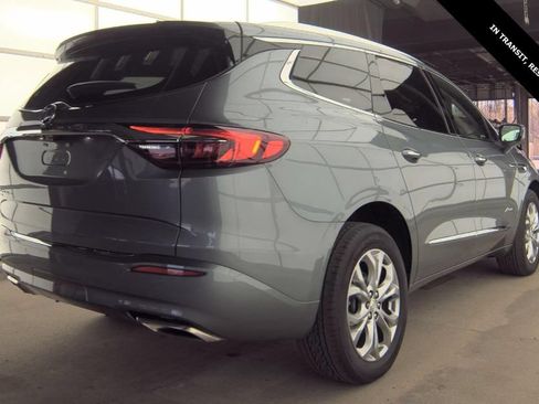 Used 2021 Buick Enclave Avenir w/ Avenir Technology Package AWD/4WD image 4