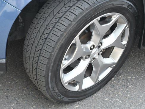 Used 2015 Subaru Forester 2.5i Touring w/ Eyesight & Navigation System AWD/4WD image 11