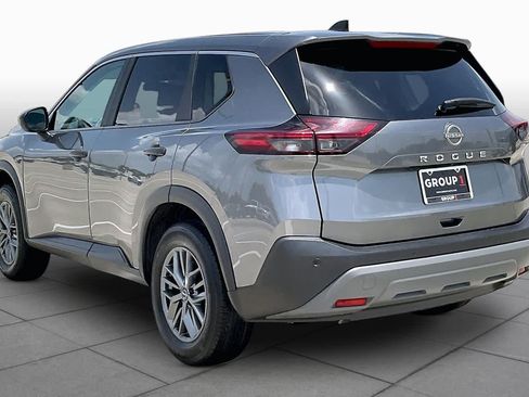 Used 2023 Nissan Rogue S FWD image 11