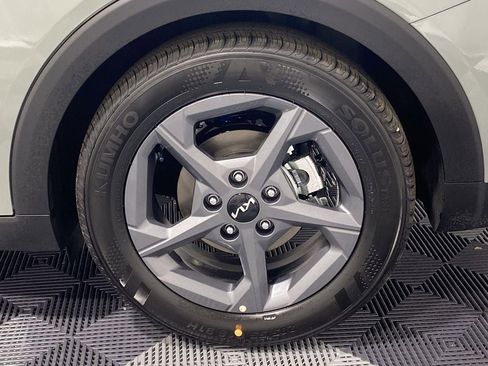 New 2026 Kia K4 LXS image 32