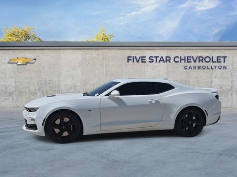 Certified 2023 Chevrolet Camaro SS RWD image 4