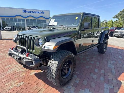 Used 2023 Jeep Gladiator Rubicon w/ Cold Weather Group AWD/4WD image 1