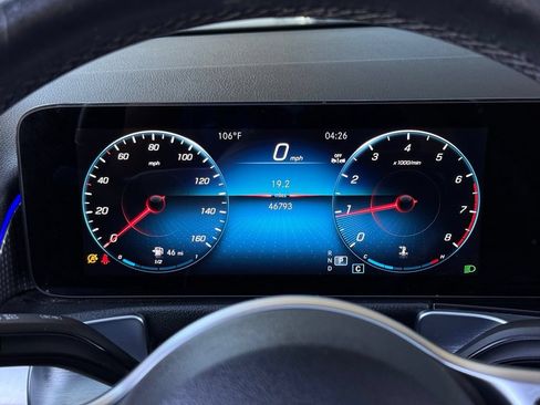 Certified 2023 Mercedes-Benz GLB 250 image 12