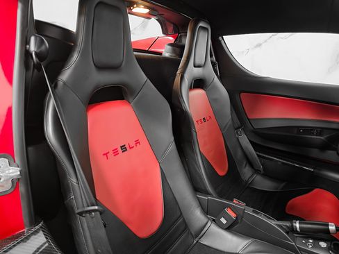 Used 2010 Tesla Roadster Sport RWD image 23