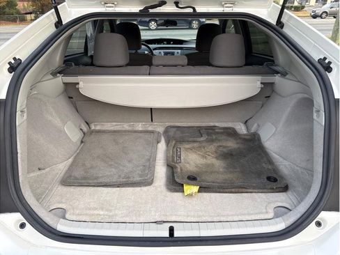 Used 2013 Toyota Prius Three image 7