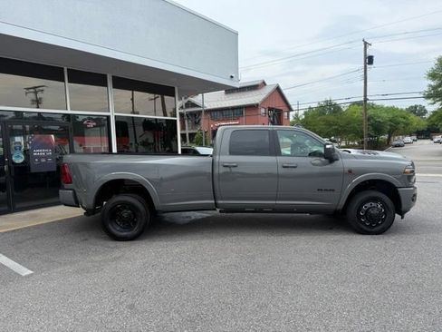 New 2026 RAM 3500 Limited AWD/4WD image 28