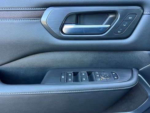 New 2026 Nissan Armada Platinum Reserve image 12