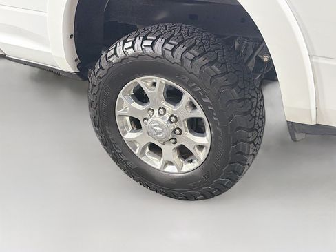 Used 2020 RAM 2500 Laramie AWD/4WD image 11